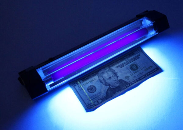 Handheld Black Light - Image 3